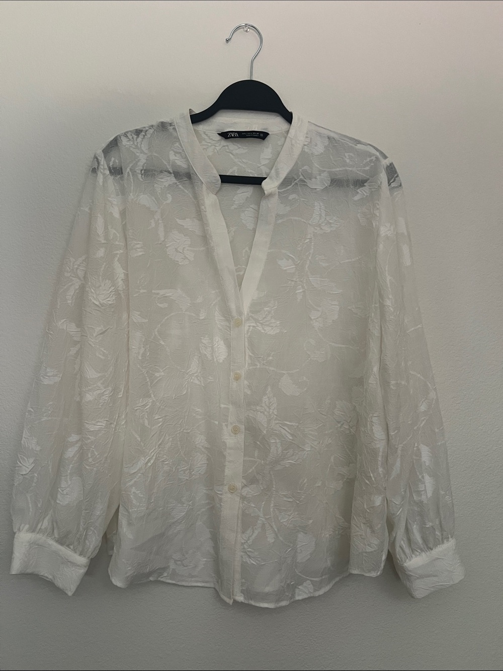 Zara White Sheer Floral Jacquard Button-Up Blouse